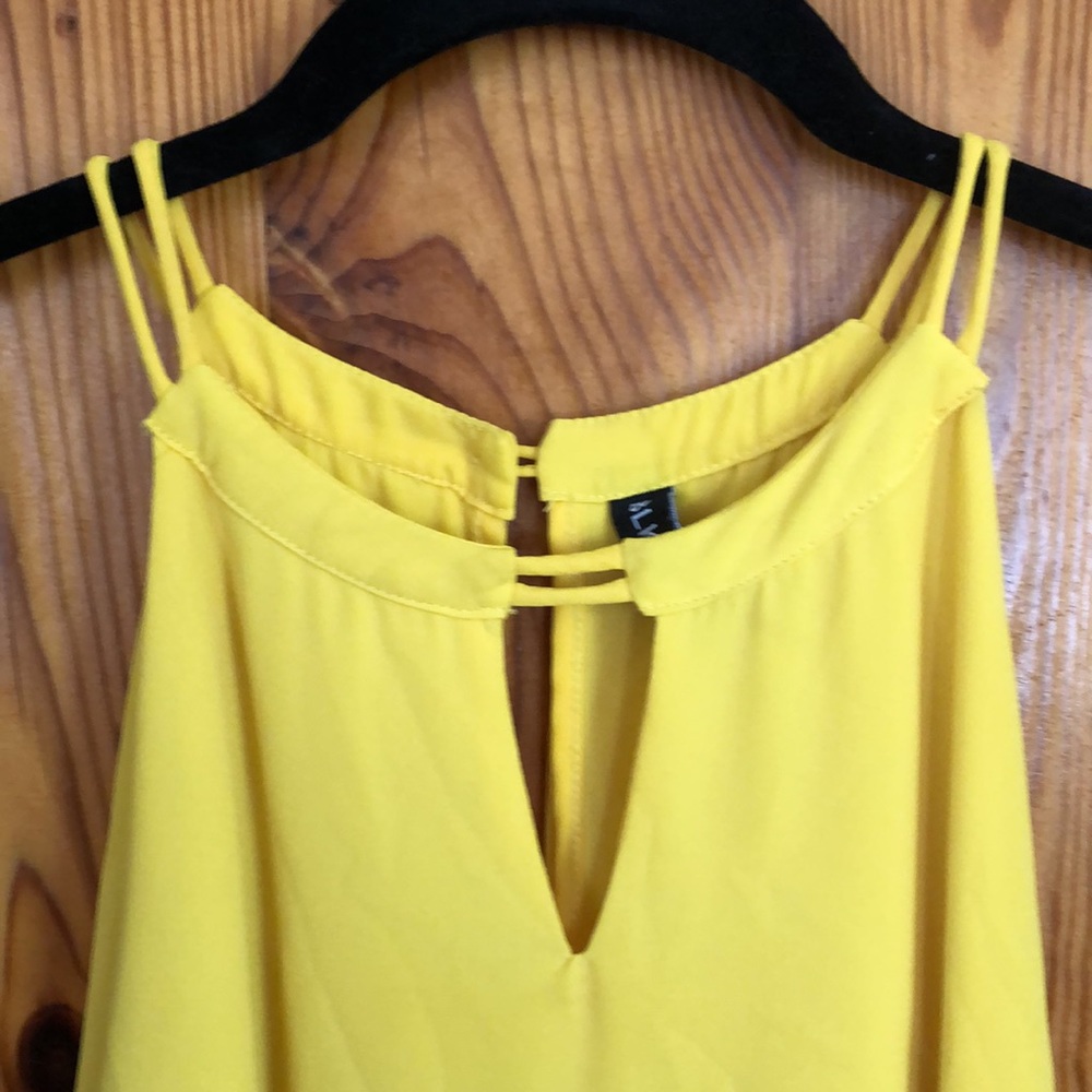 Yellow Flowy Yellow Tank - Picture 2 of 10